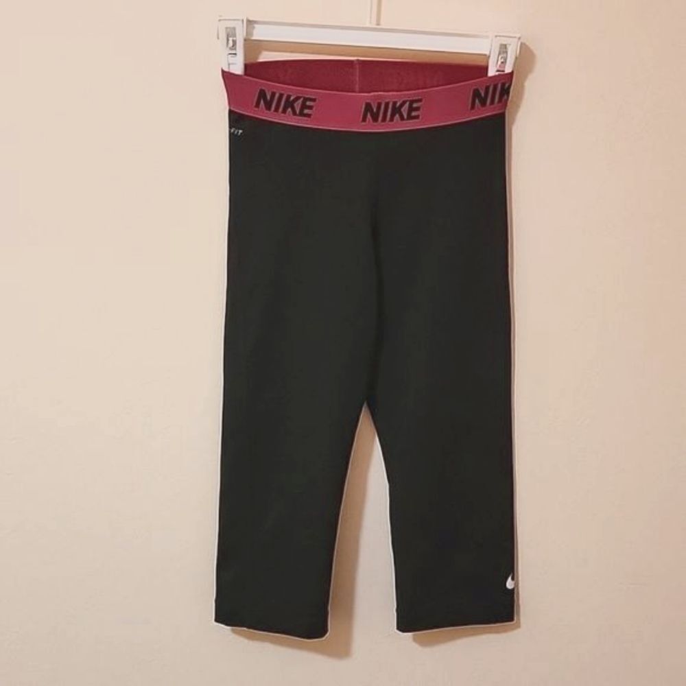 Nike black and pink dri-fiy capris size xs